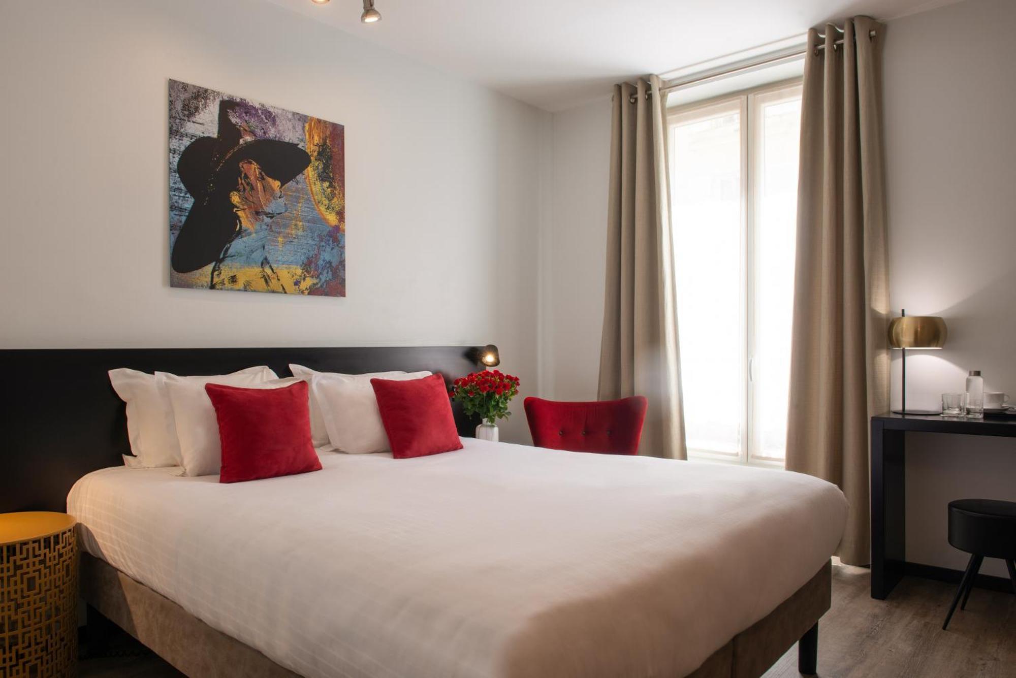 Helussi Hotel Париж Экстерьер фото