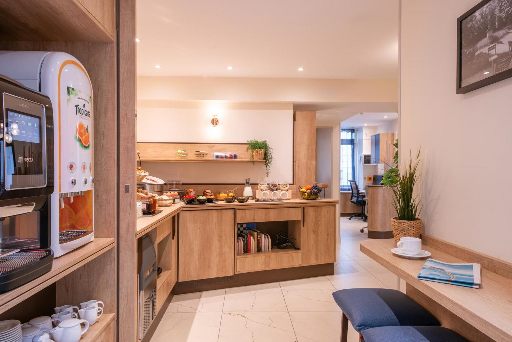 Helussi Hotel Париж Экстерьер фото
