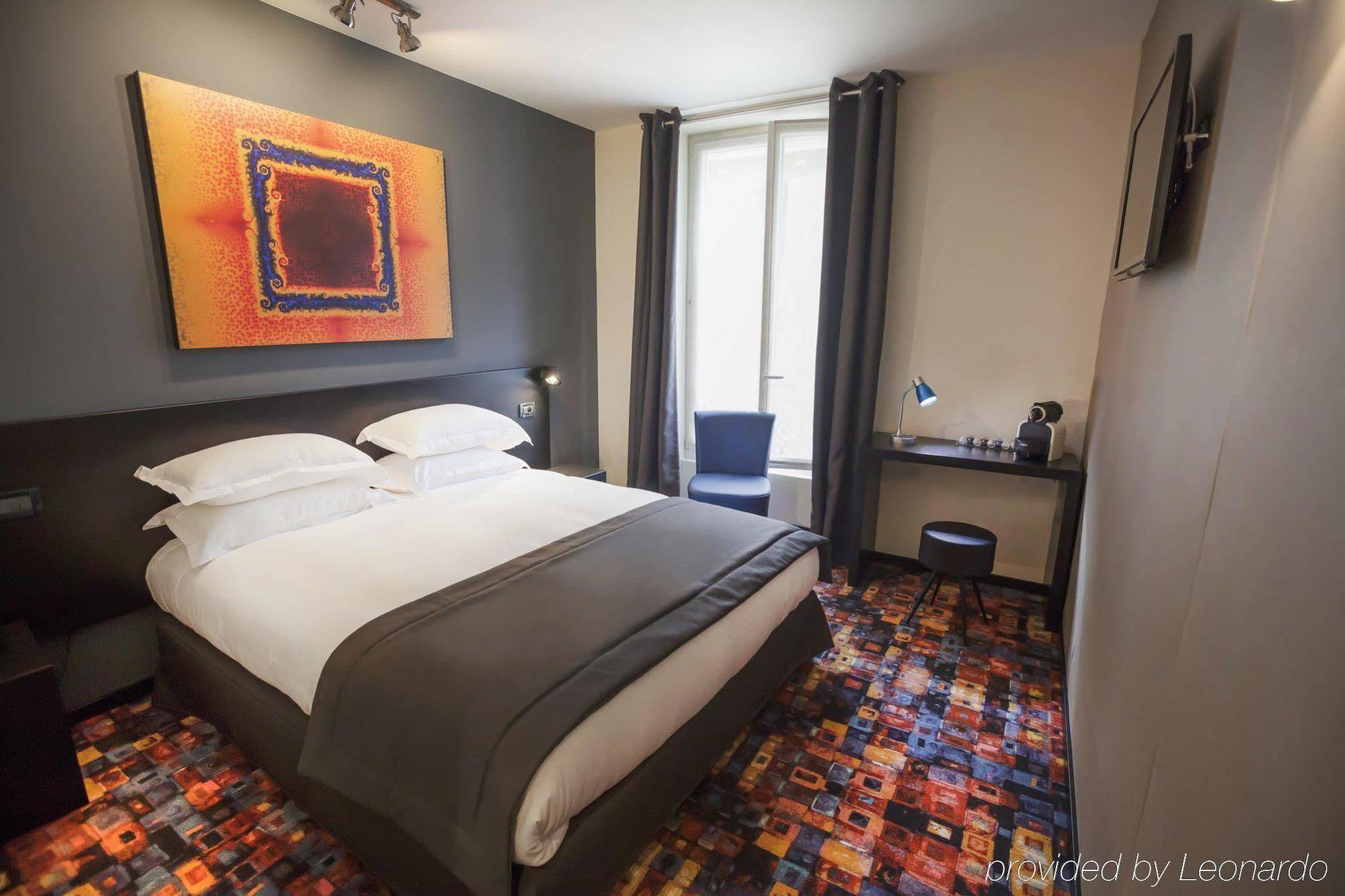 Helussi Hotel Париж Экстерьер фото